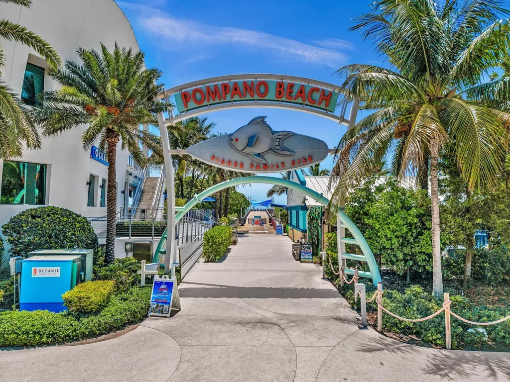3232 Canal Drive Pompano Beach FL 33062