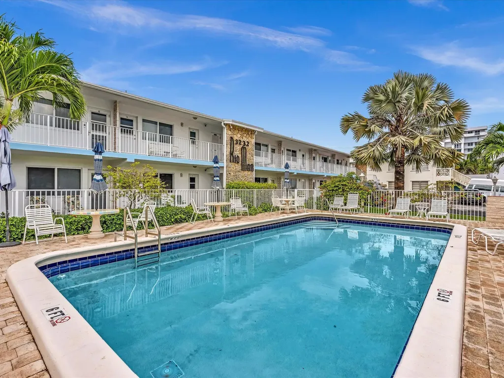 3232 Canal Drive Pompano Beach FL 33062