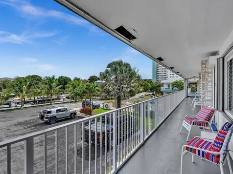 3232 Canal Drive Pompano Beach FL 33062