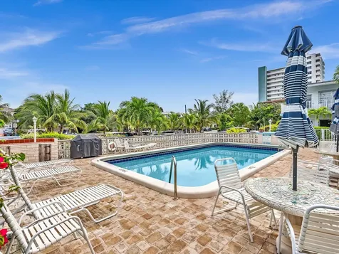 3232 Canal Drive Pompano Beach FL 33062