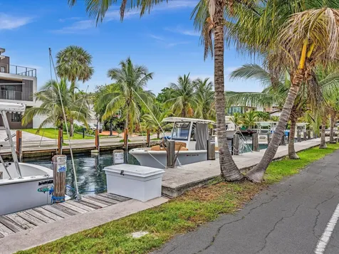 3232 Canal Drive Pompano Beach FL 33062