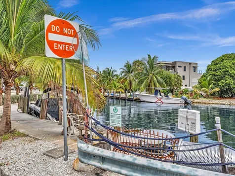 3232 Canal Drive Pompano Beach FL 33062