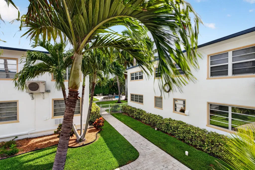 624 Orton Avenue Fort Lauderdale FL 33304