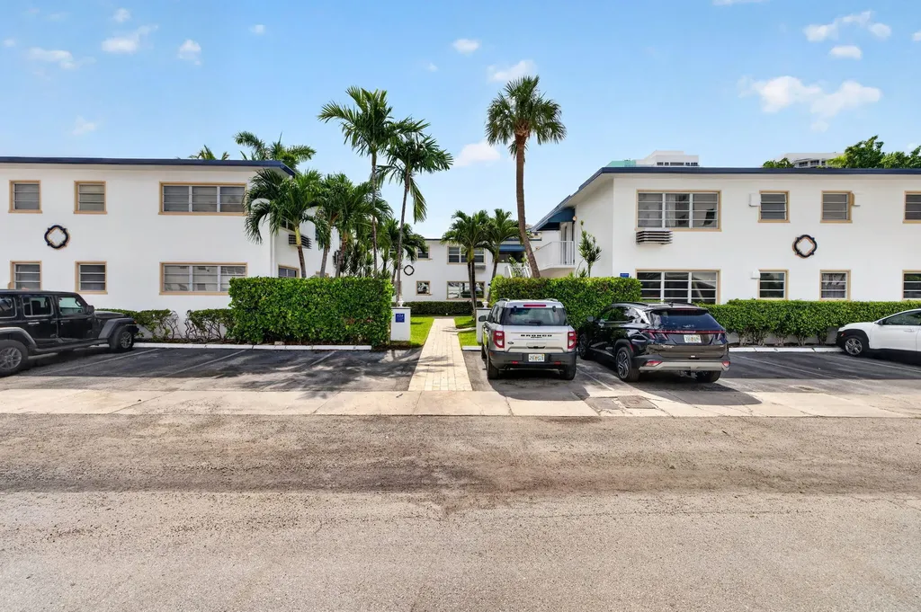 624 Orton Avenue Fort Lauderdale FL 33304
