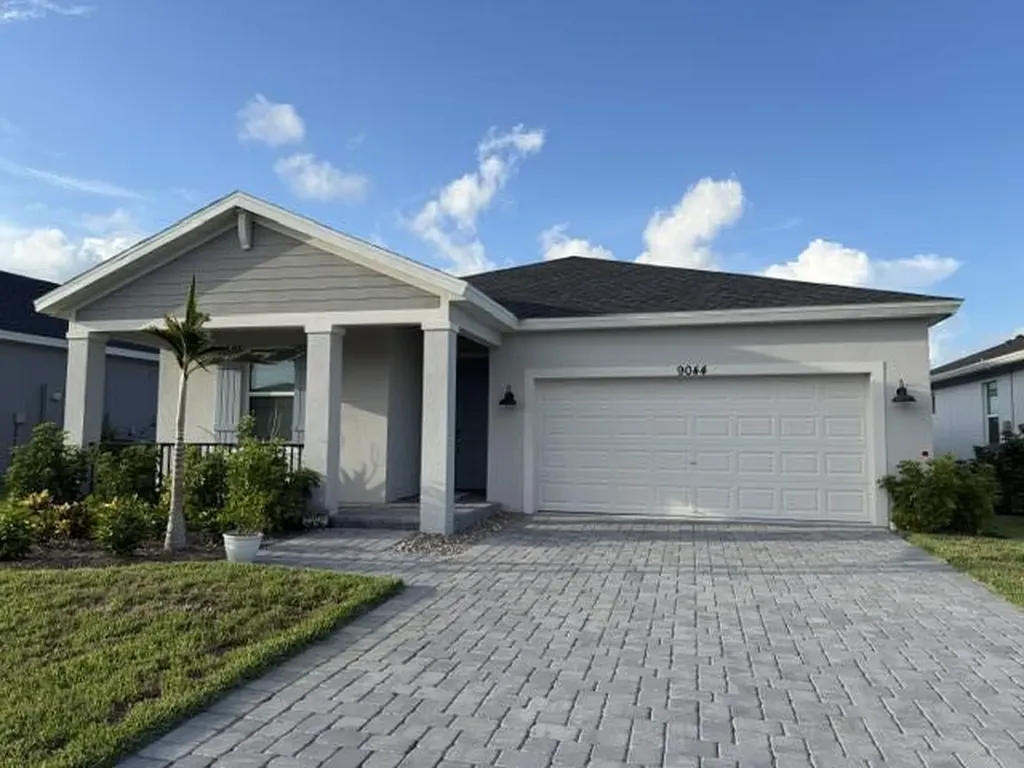 9044 Dahlia Circle Port St Lucie FL 34986