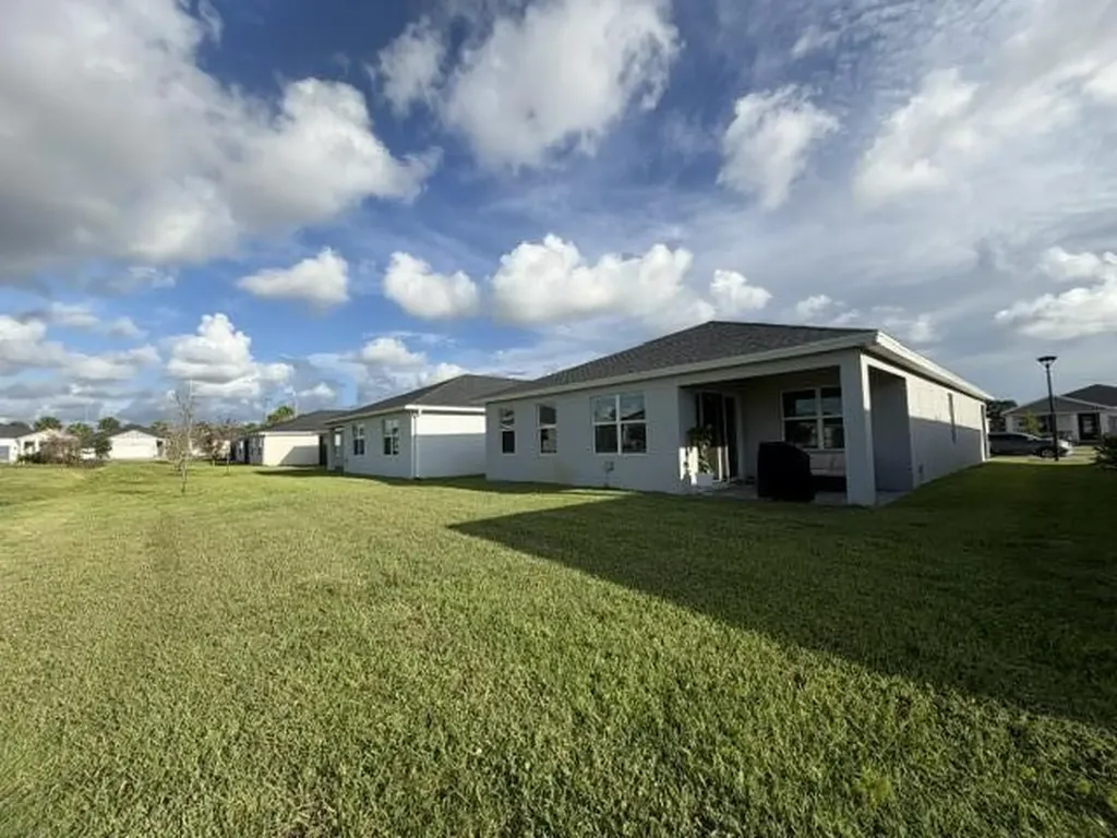 9044 Dahlia Circle Port St Lucie FL 34986