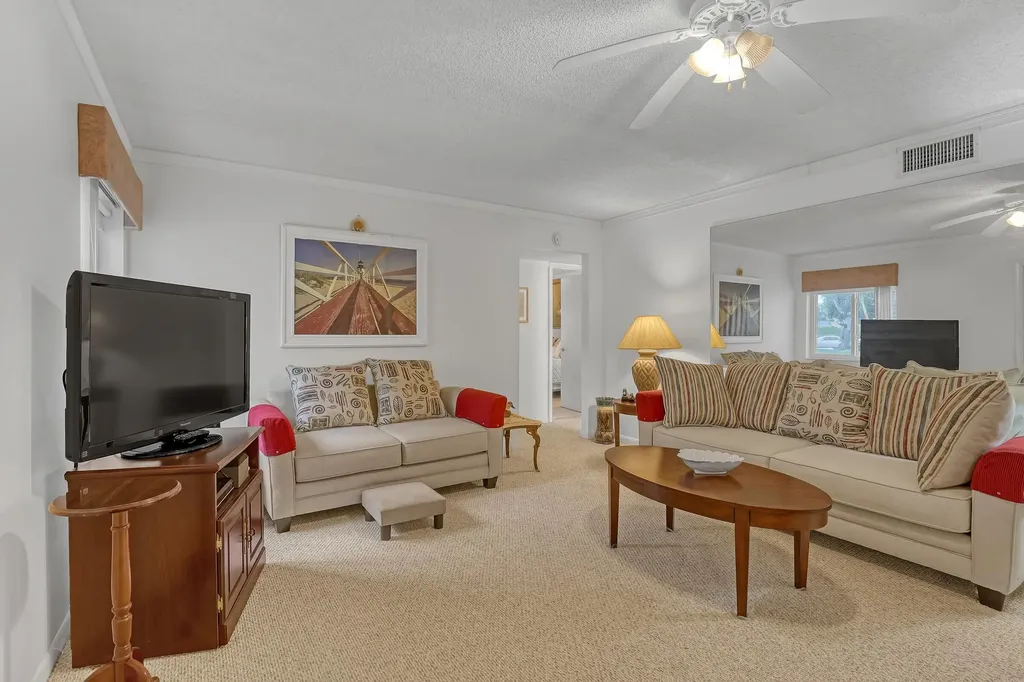337 Pine Ridge Circle Greenacres FL 33463