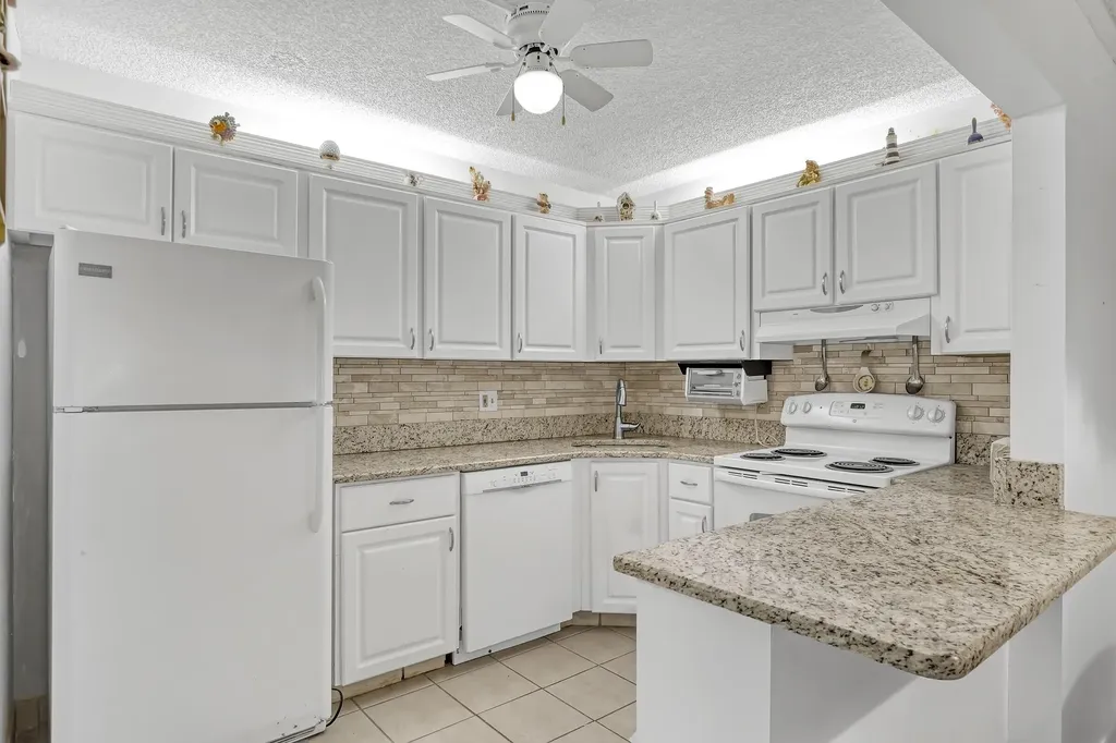 337 Pine Ridge Circle Greenacres FL 33463