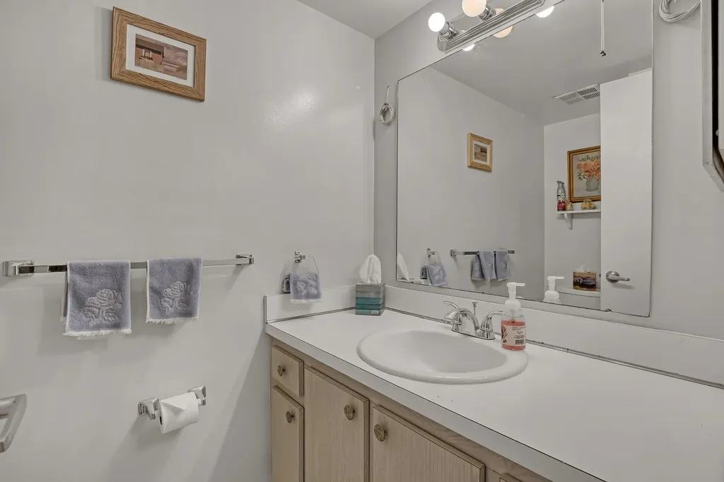 337 Pine Ridge Circle Greenacres FL 33463