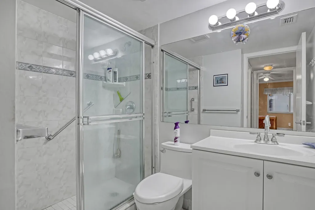 337 Pine Ridge Circle Greenacres FL 33463