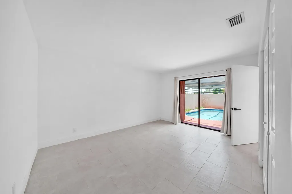 4757 Sunny Palm Circle West Palm Beach FL 33415