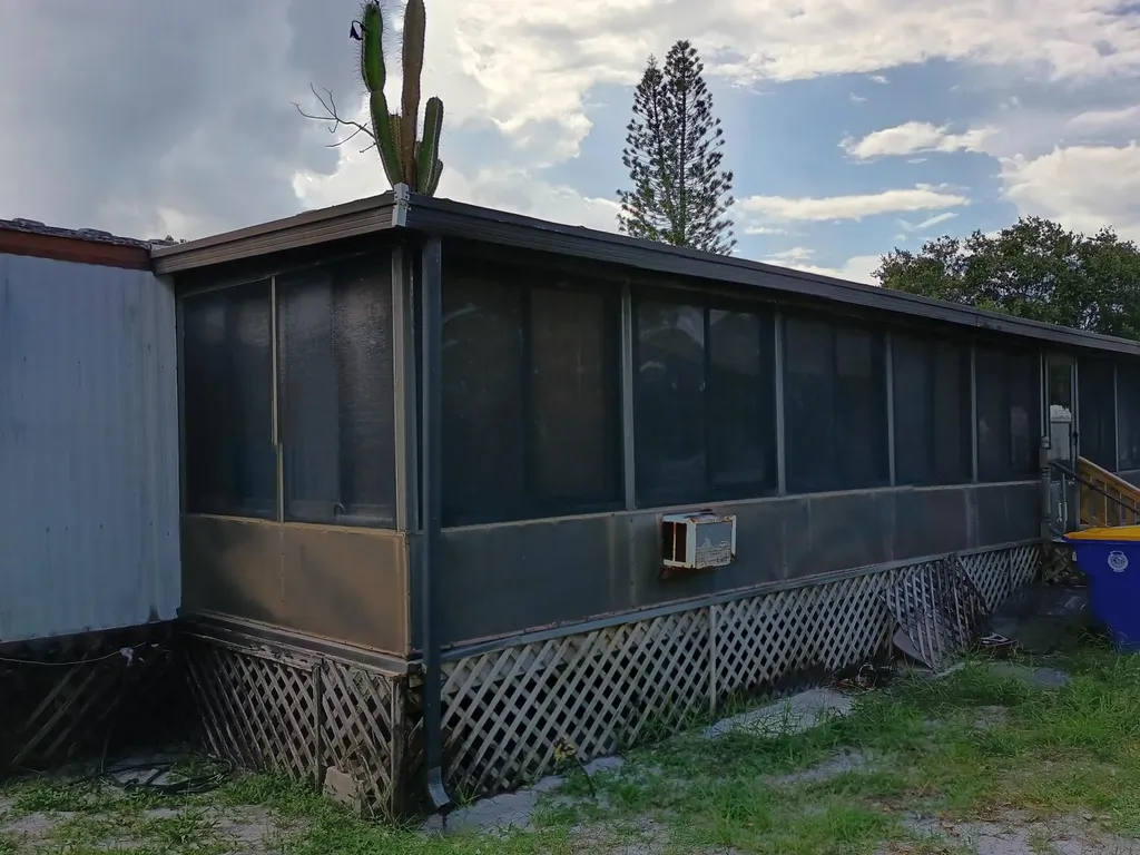 7930 SE Cactus Trail Hobe Sound FL 33455