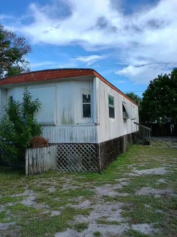 7930 SE Cactus Trail Hobe Sound FL 33455