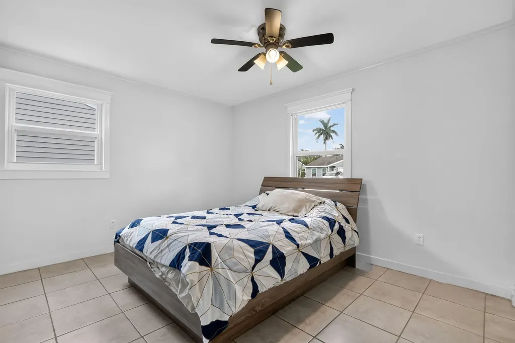 5258 Canal Circle W Lake Worth FL 33467
