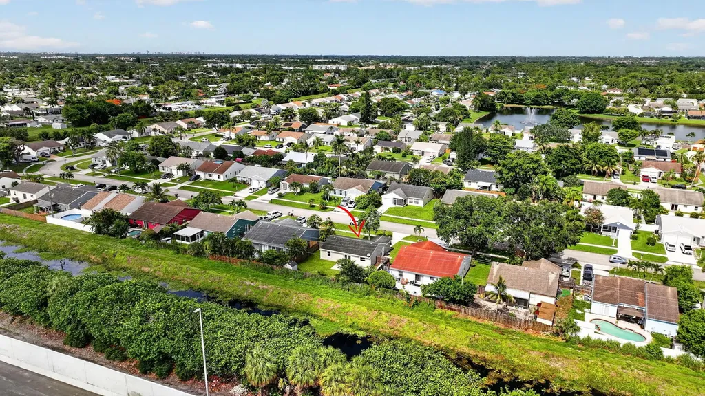 5258 Canal Circle W Lake Worth FL 33467