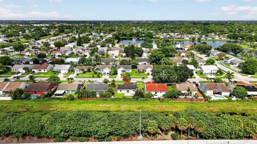 5258 Canal Circle W Lake Worth FL 33467