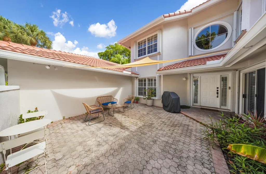 4117 W Palm Aire Drive Pompano Beach FL 33069