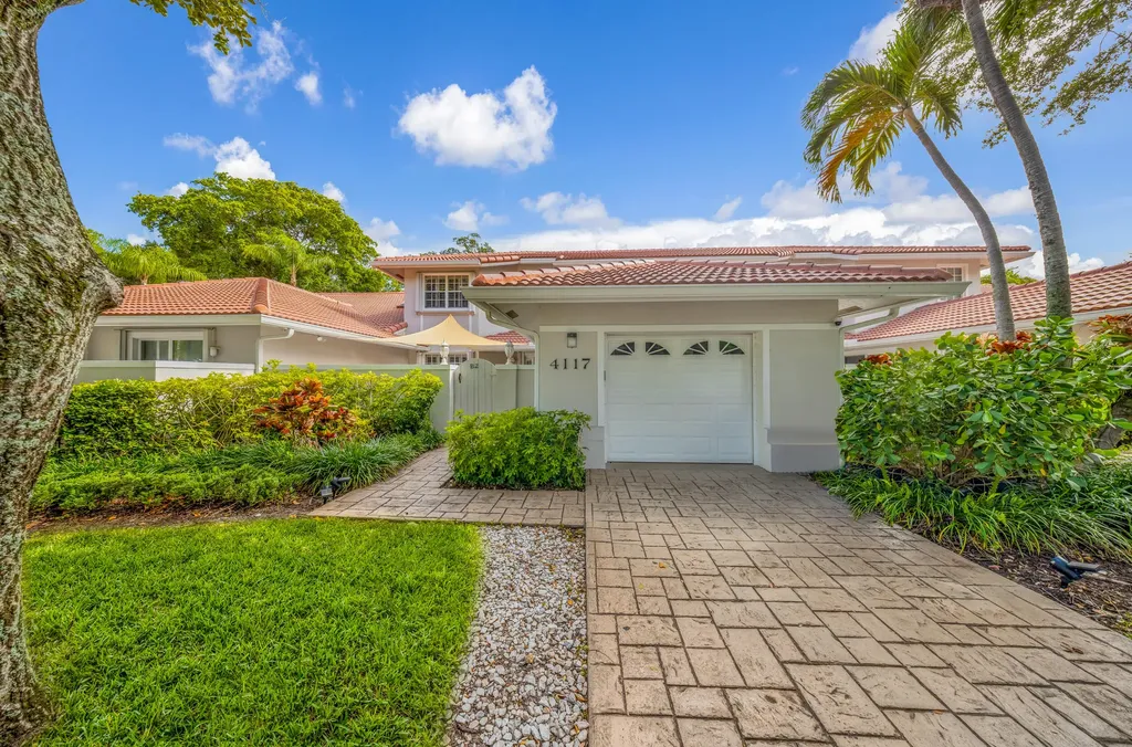 4117 W Palm Aire Drive Pompano Beach FL 33069