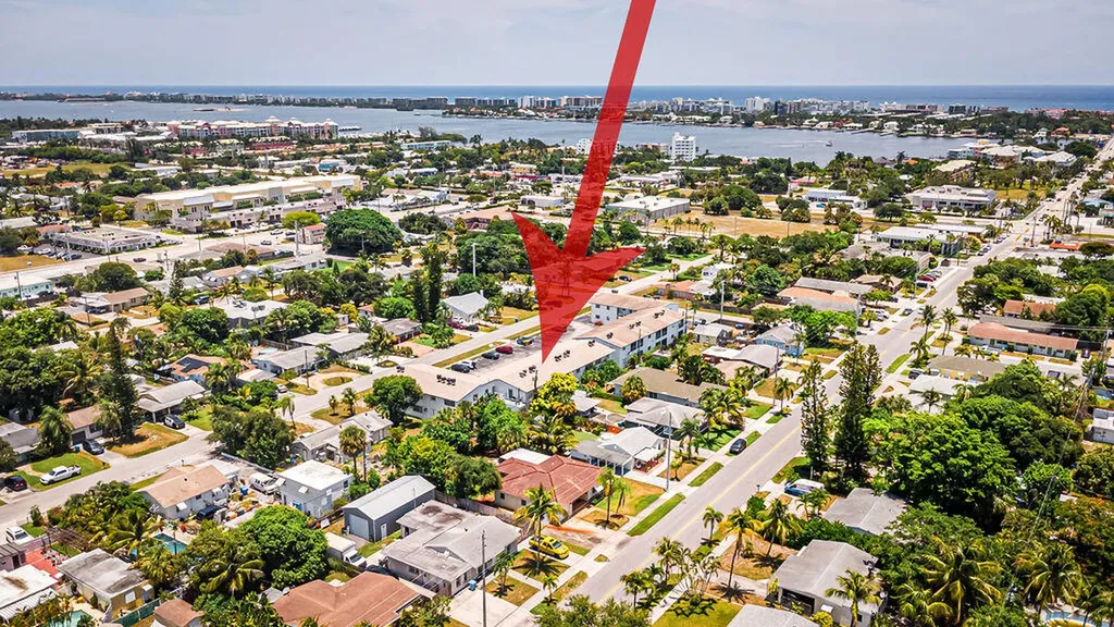 420 W Palm Street Lantana FL 33462