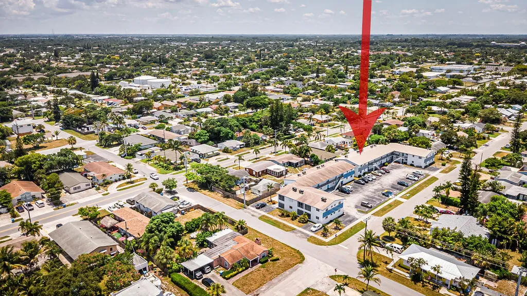 420 W Palm Street Lantana FL 33462