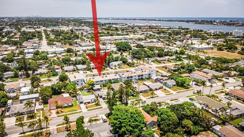 420 W Palm Street Lantana FL 33462