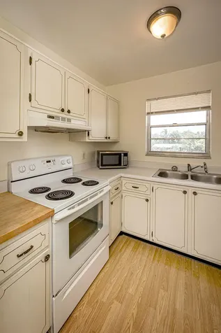 420 W Palm Street Lantana FL 33462
