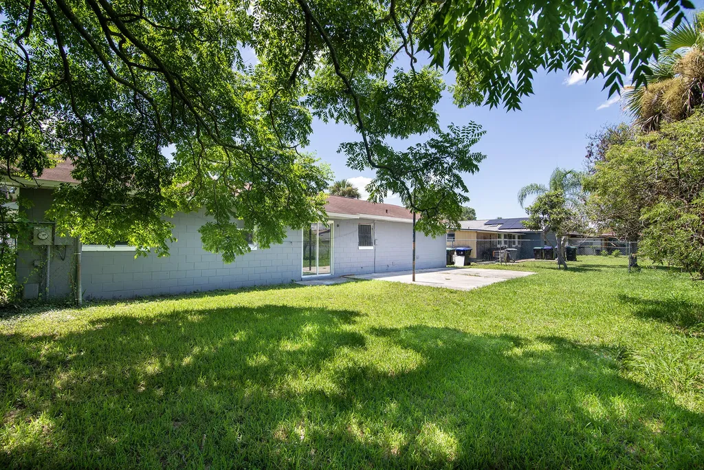 2137 San Jose Boulevard Orlando FL 32808