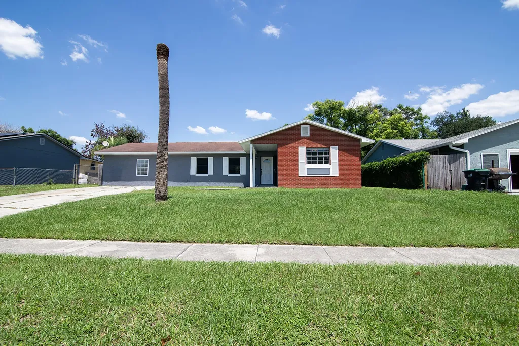 2137 San Jose Boulevard Orlando FL 32808