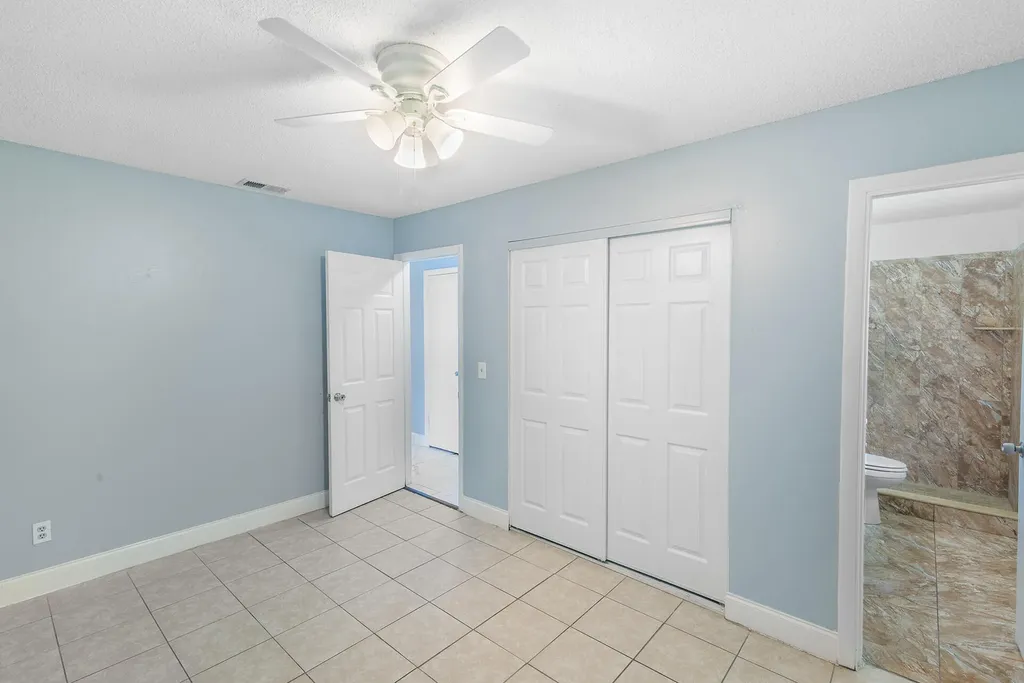 2137 San Jose Boulevard Orlando FL 32808