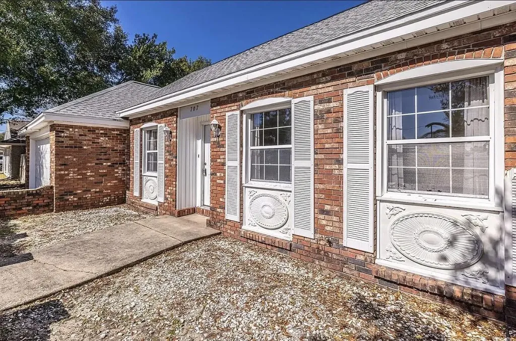 707 Heron Lane Destin FL 32541