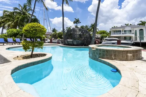 7 Pelican Drive Fort Lauderdale FL 33301