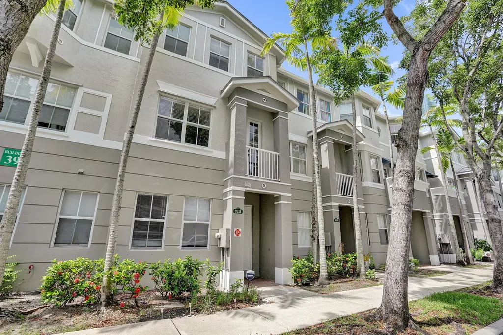 3911 Shoma Drive Royal Palm Beach FL 33414
