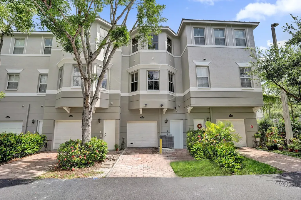 3911 Shoma Drive Royal Palm Beach FL 33414