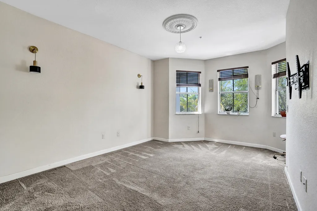3911 Shoma Drive Royal Palm Beach FL 33414