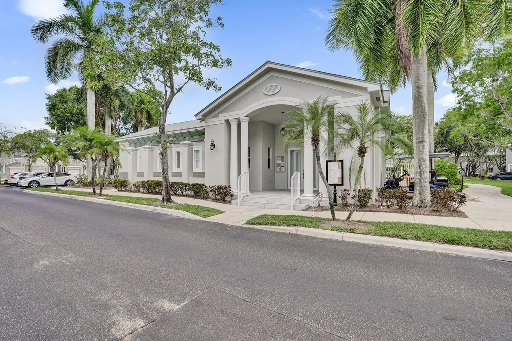 3911 Shoma Drive Royal Palm Beach FL 33414