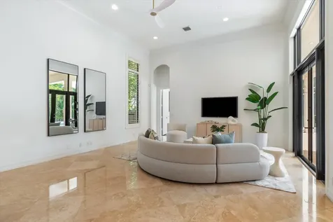 717 NW 4th Street Boca Raton FL 33486