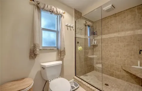 917 SE 43rd Cape Coral FL 33904