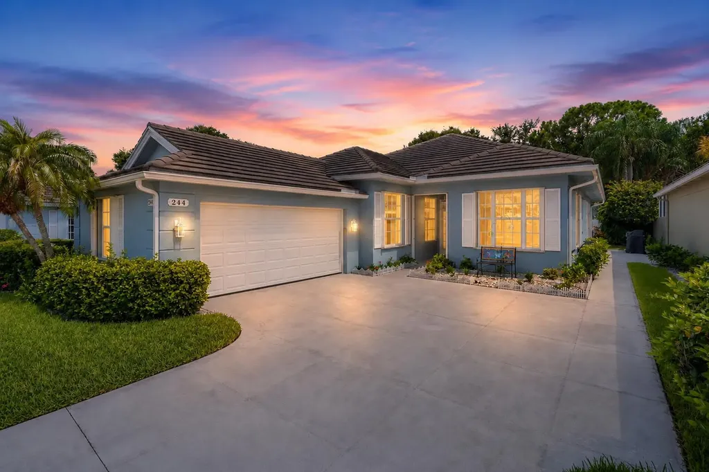 244 NW Bentley Circle Port St Lucie FL 34986