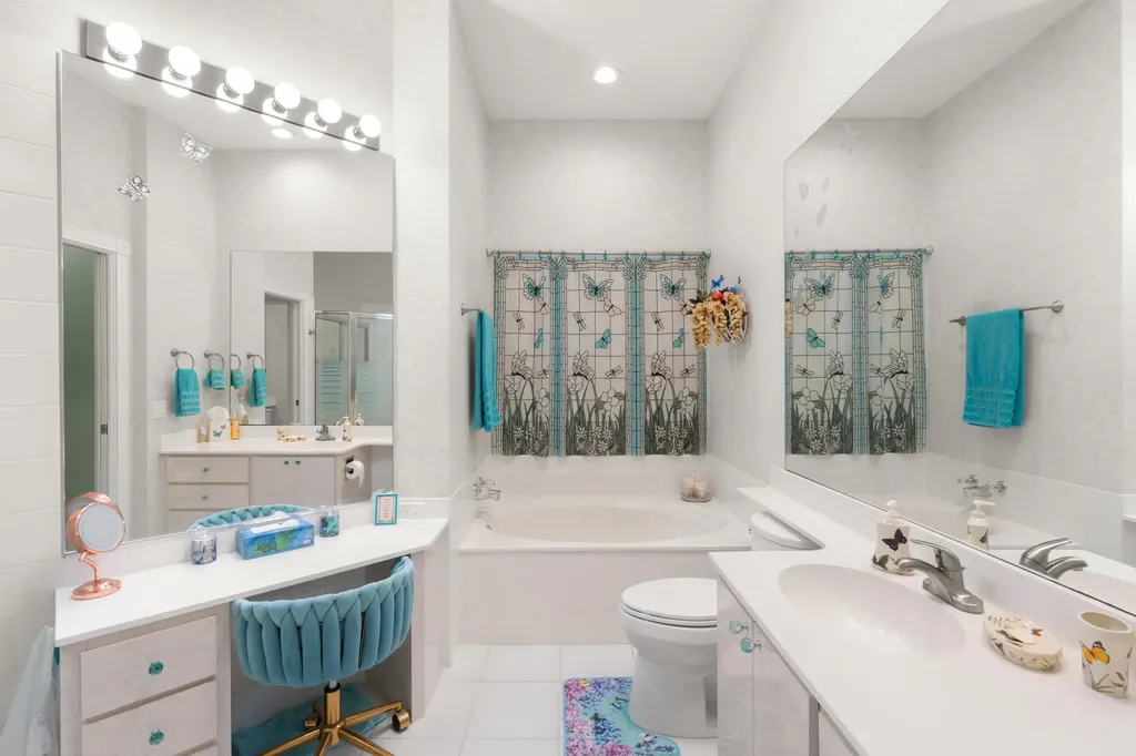 244 NW Bentley Circle Port St Lucie FL 34986