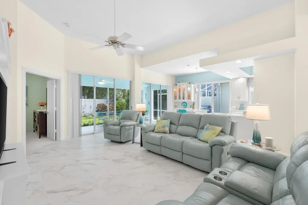 244 NW Bentley Circle Port St Lucie FL 34986