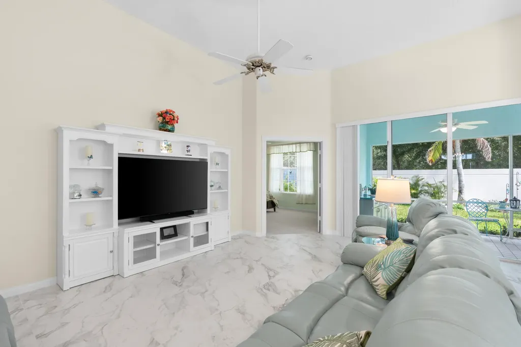 244 NW Bentley Circle Port St Lucie FL 34986