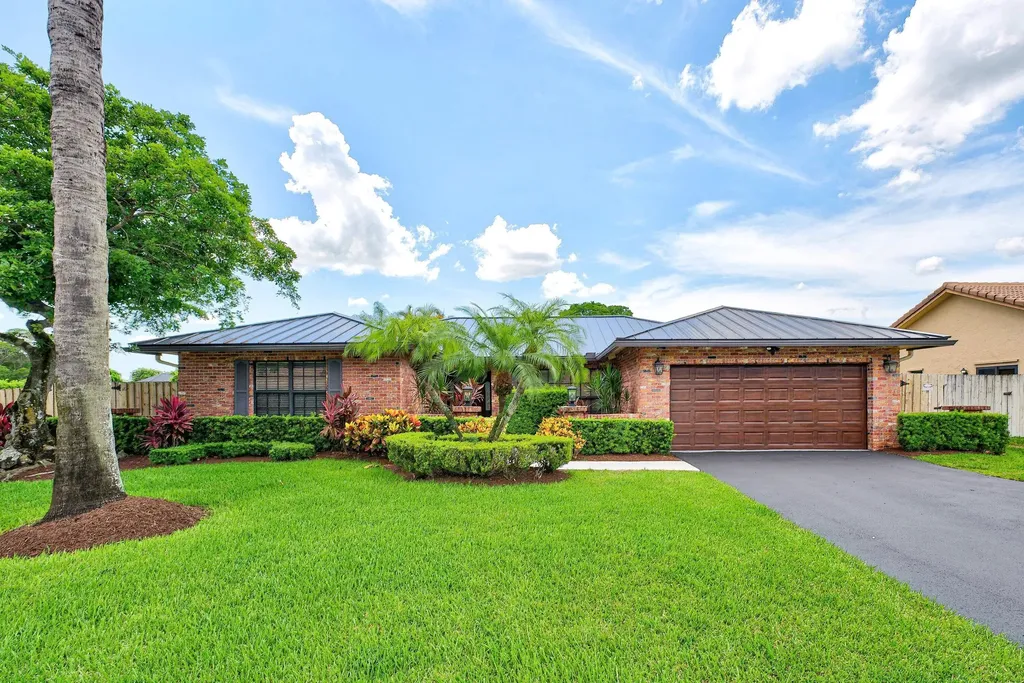 21155 Shady Vista Lane Boca Raton FL 33428