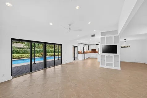 21155 Shady Vista Lane Boca Raton FL 33428