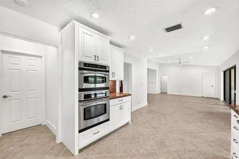 21155 Shady Vista Lane Boca Raton FL 33428