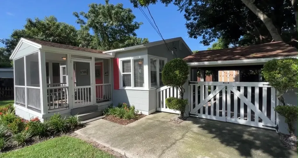 2350 Mayer Street Orlando FL 32806