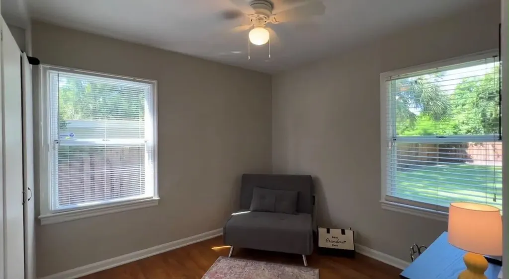 2350 Mayer Street Orlando FL 32806