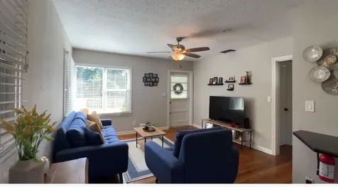 2350 Mayer Street Orlando FL 32806