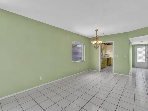 2420 NW 22nd Avenue Delray Beach FL 33445