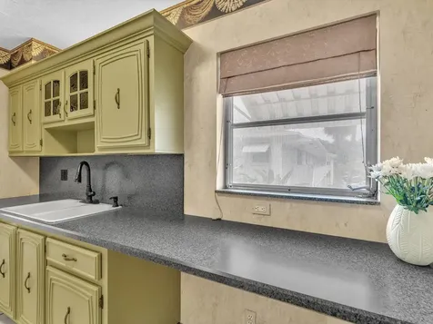 2420 NW 22nd Avenue Delray Beach FL 33445