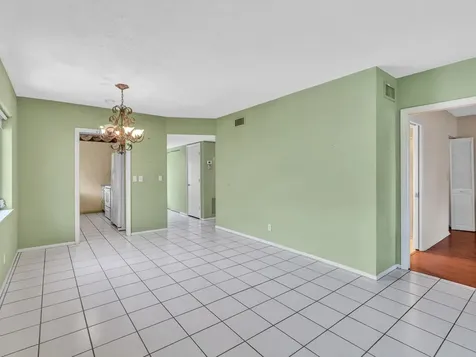 2420 NW 22nd Avenue Delray Beach FL 33445